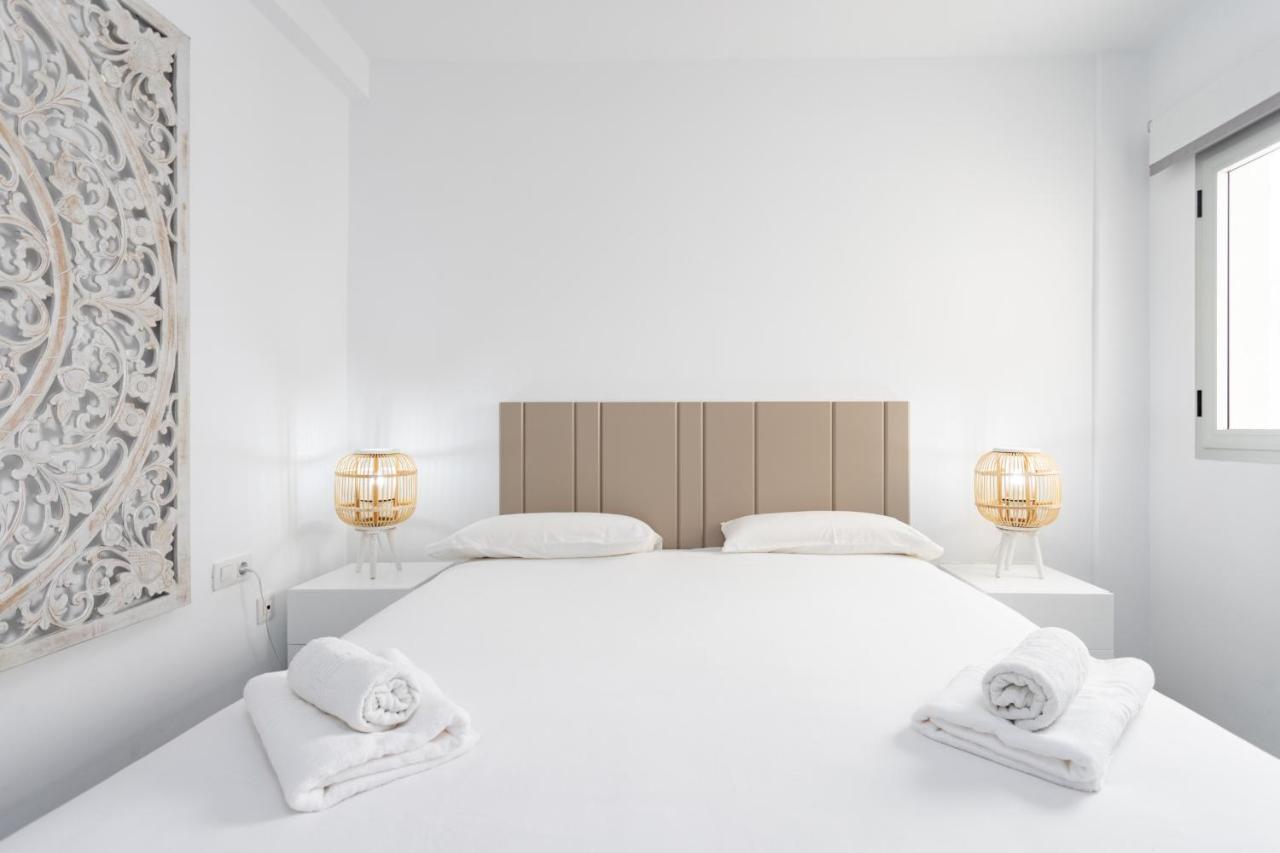 Touching The Sea Free Wifi Apartment Playa de San Juan  Luaran gambar