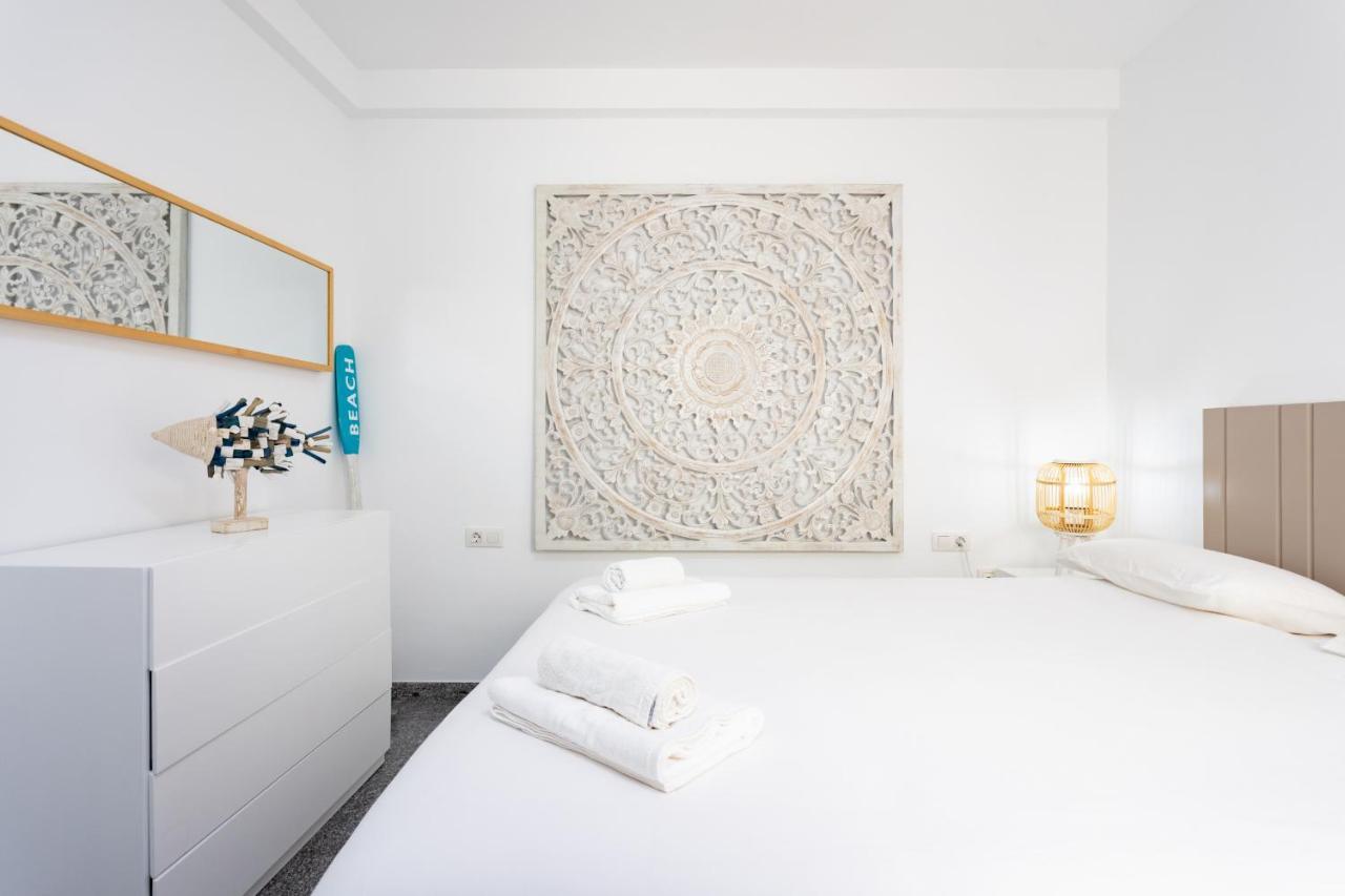 Touching The Sea Free Wifi Apartment Playa de San Juan  Luaran gambar